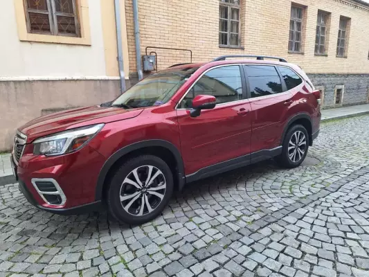 Subaru Forester ქირავდება საქართველოში