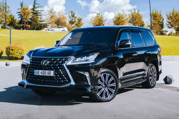 Lexus LX 450 ქირავდება საქართველო -ში