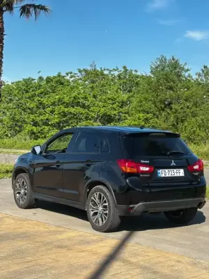Mitsubishi Outlander ქირავდება გუდაურში