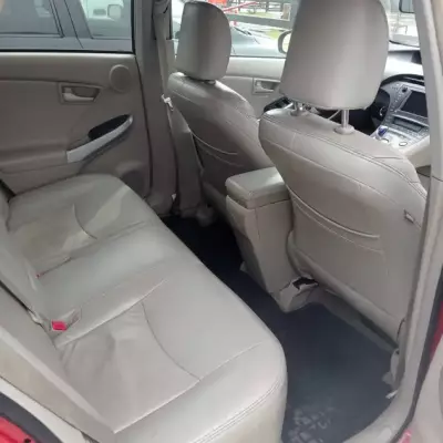 Toyota Prius ქირავდება საქართველოში