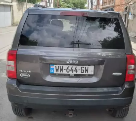 Jeep Patriot для аренды в Кутаиси