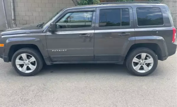 Jeep Patriot для аренды в Кутаиси