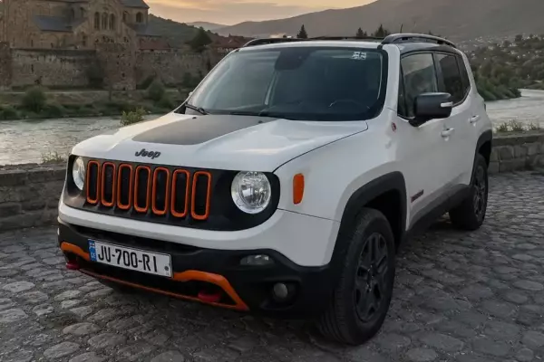 Jeep Renegade ქირავდება საქართველოში