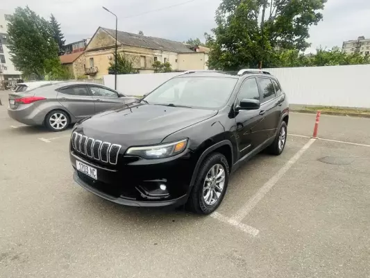 Jeep Cherokee ქირავდება საქართველოში