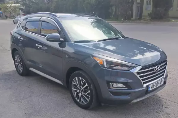 Hyundai Tucson ქირავდება საქართველოში