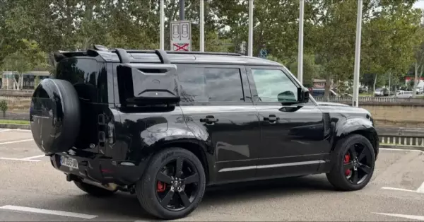 Land Rover Defender ქირავდება საქართველოში