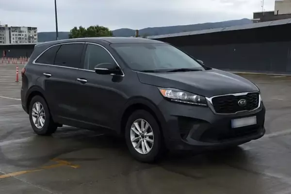 KIA Sorento ქირავდება გუდაური -ში