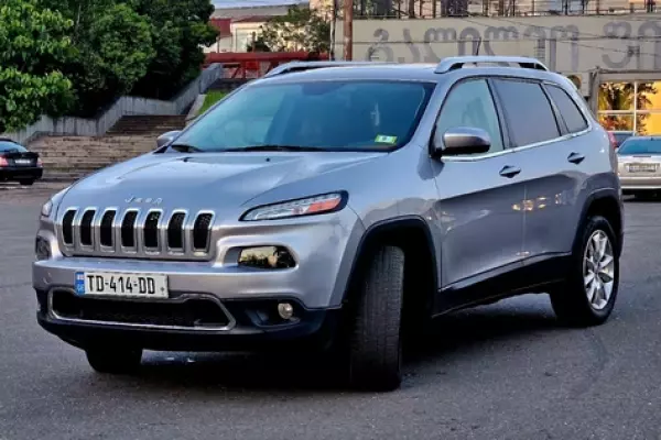 Jeep Cherokee ქირავდება საქართველოში