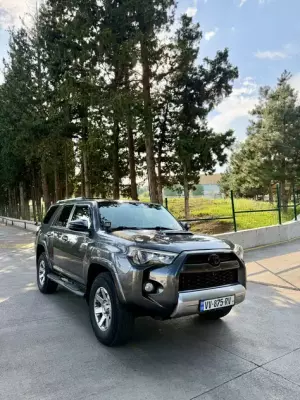 Toyota 4Runner ქირავდება ზესტაფონში