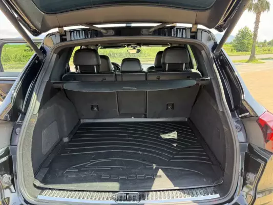 Porsche Cayenne ქირავდება საქართველოში