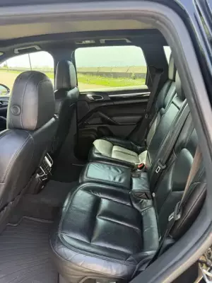 Porsche Cayenne ქირავდება საქართველოში