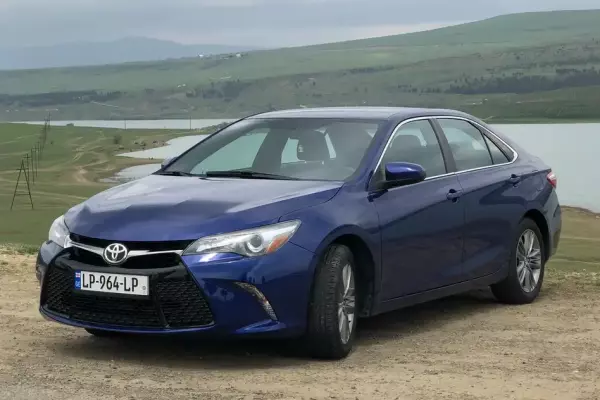 Toyota Camry ქირავდება საქართველოში