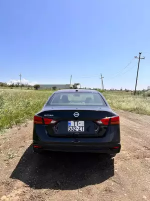 Nissan Altima for rent in Georgia