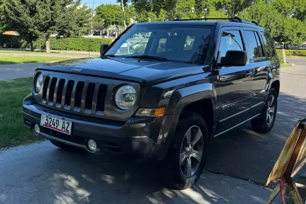 Jeep Patriot ქირავდება საქართველოში