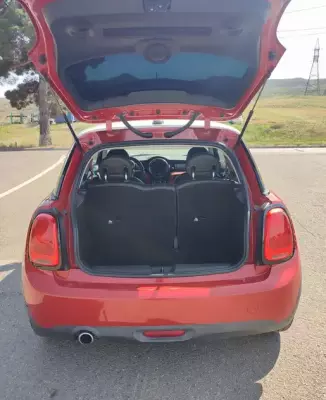 Mini Cooper для аренды в Батуми