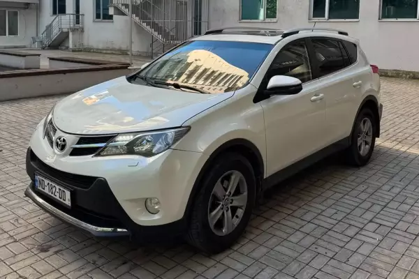Toyota RAV4 ქირავდება საქართველოში