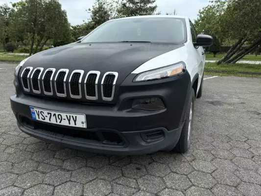 Jeep Cherokee ქირავდება მცხეთაში