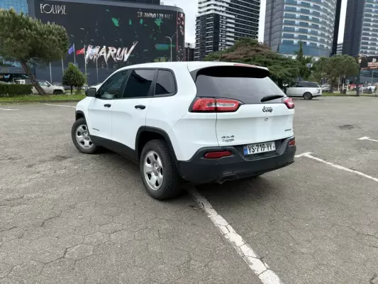 Jeep Cherokee ქირავდება მცხეთაში