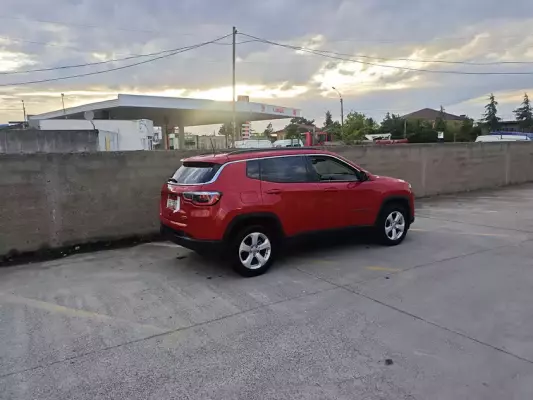 Jeep Compass для аренды в Степанцминде