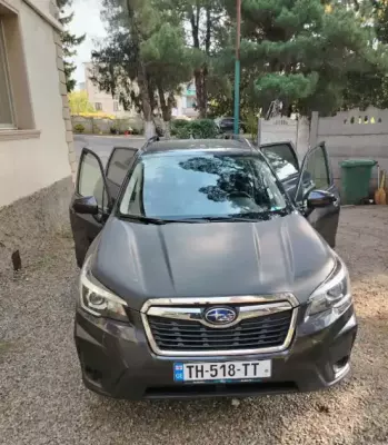 Subaru Forester ქირავდება საქართველოში