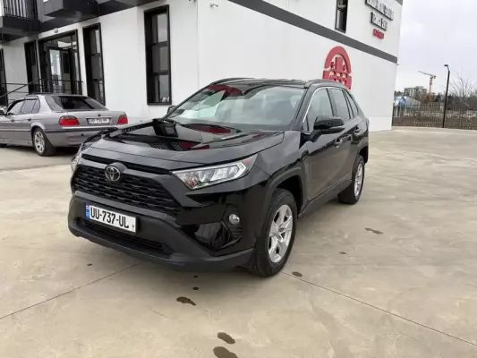 Toyota RAV4 ქირავდება საქართველოში