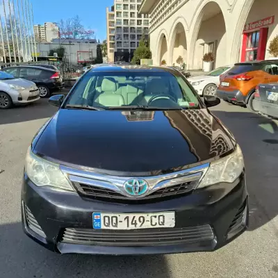 Toyota Camry ქირავდება საქართველოში