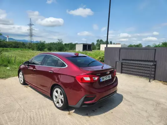 Chevrolet Cruze ქირავდება საქართველოში