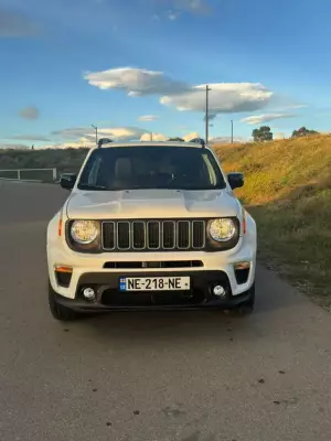 Jeep Renegade ქირავდება საქართველოში