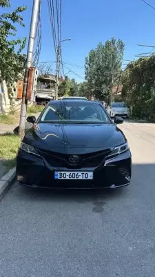 Toyota Camry ქირავდება საქართველოში