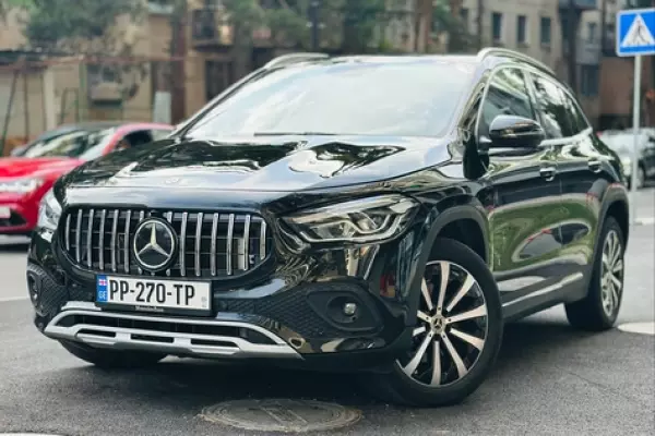 Mercedes GLA 250 ქირავდება საქართველოში