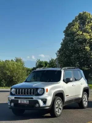 Jeep Renegade ქირავდება საქართველოში