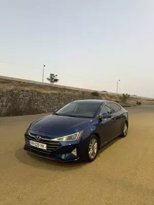 Hyundai Elantra ქირავდება საქართველოში