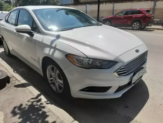 Ford Fusion ქირავდება საქართველოში