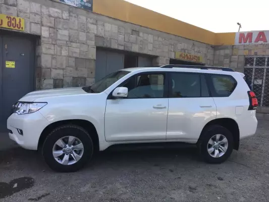 Toyota Prado for rent in Zestafoni