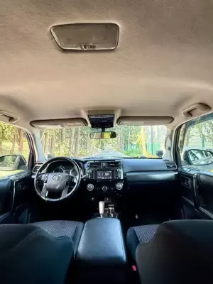 Toyota 4Runner ქირავდება ზესტაფონში