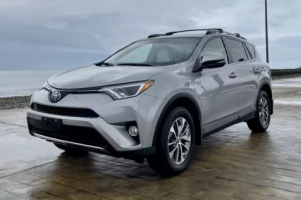 Toyota RAV4 ქირავდება საქართველოში