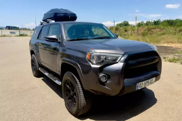 Toyota 4Runner ქირავდება ბორჯომი -ში