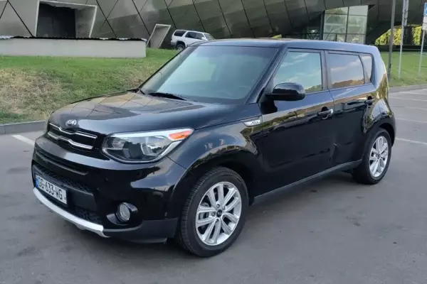 KIA Soul ქირავდება საქართველოში
