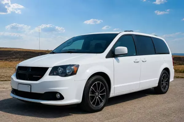 Dodge Grand Caravan ქირავდება საქართველო -ში