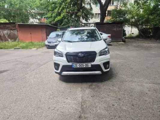Subaru Forester ქირავდება საქართველოში