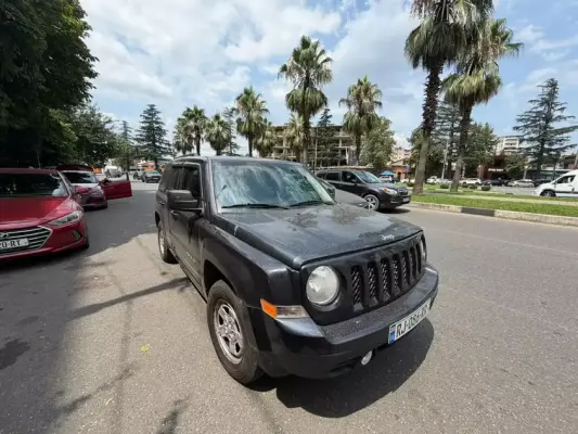 Jeep Patriot ქირავდება ჩაქვში