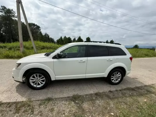 Dodge Journey ქირავდება საქართველოში