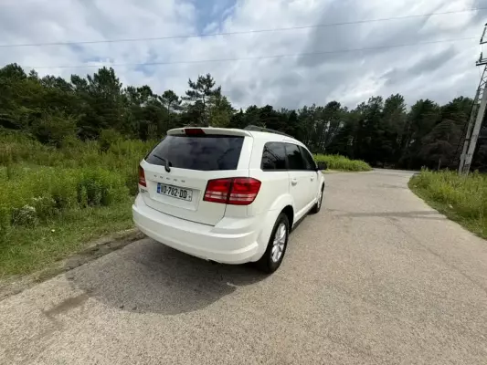 Dodge Journey ქირავდება საქართველოში
