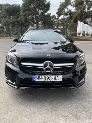 Mercedes GLA 250 для аренды в Степанцминде