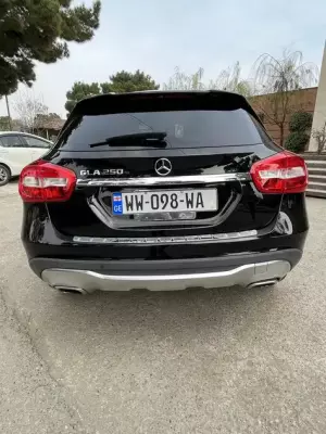 Mercedes GLA 250 для аренды в Степанцминде