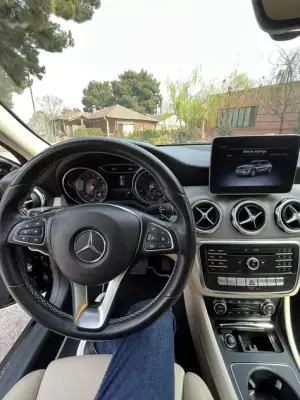 Mercedes GLA 250 для аренды в Степанцминде