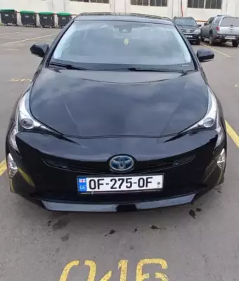 Toyota Prius ქირავდება საქართველოში