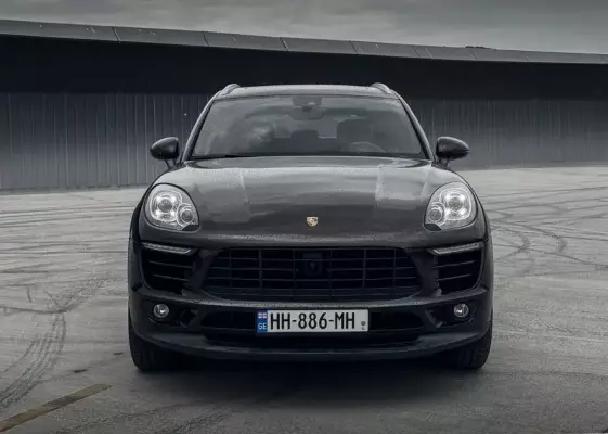 Porsche Macan ქირავდება საქართველოში