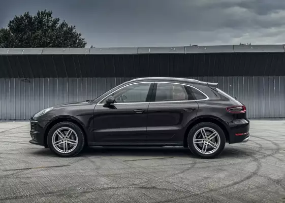 Porsche Macan ქირავდება საქართველოში
