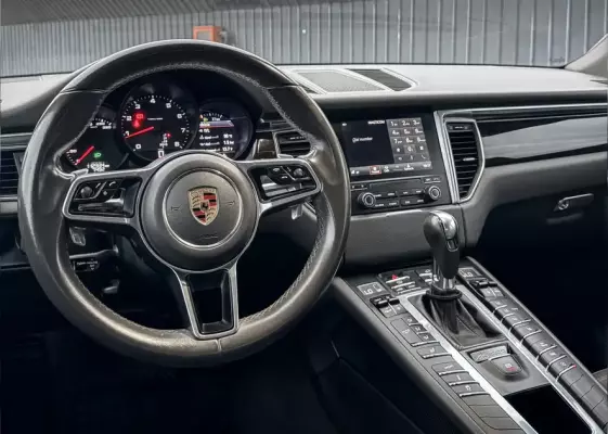 Porsche Macan ქირავდება საქართველოში